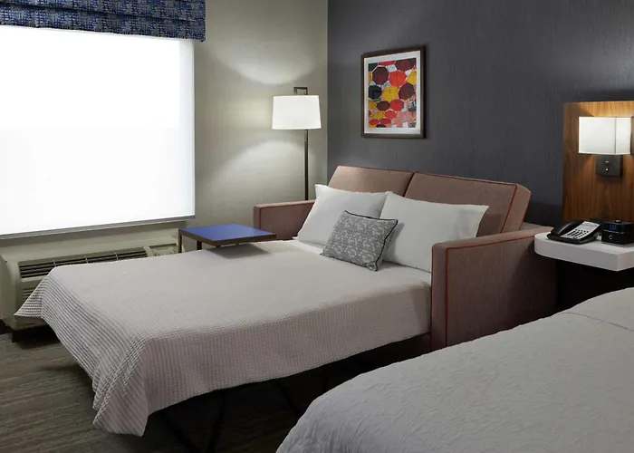 Hampton Inn & Suites Montreal-Dorval