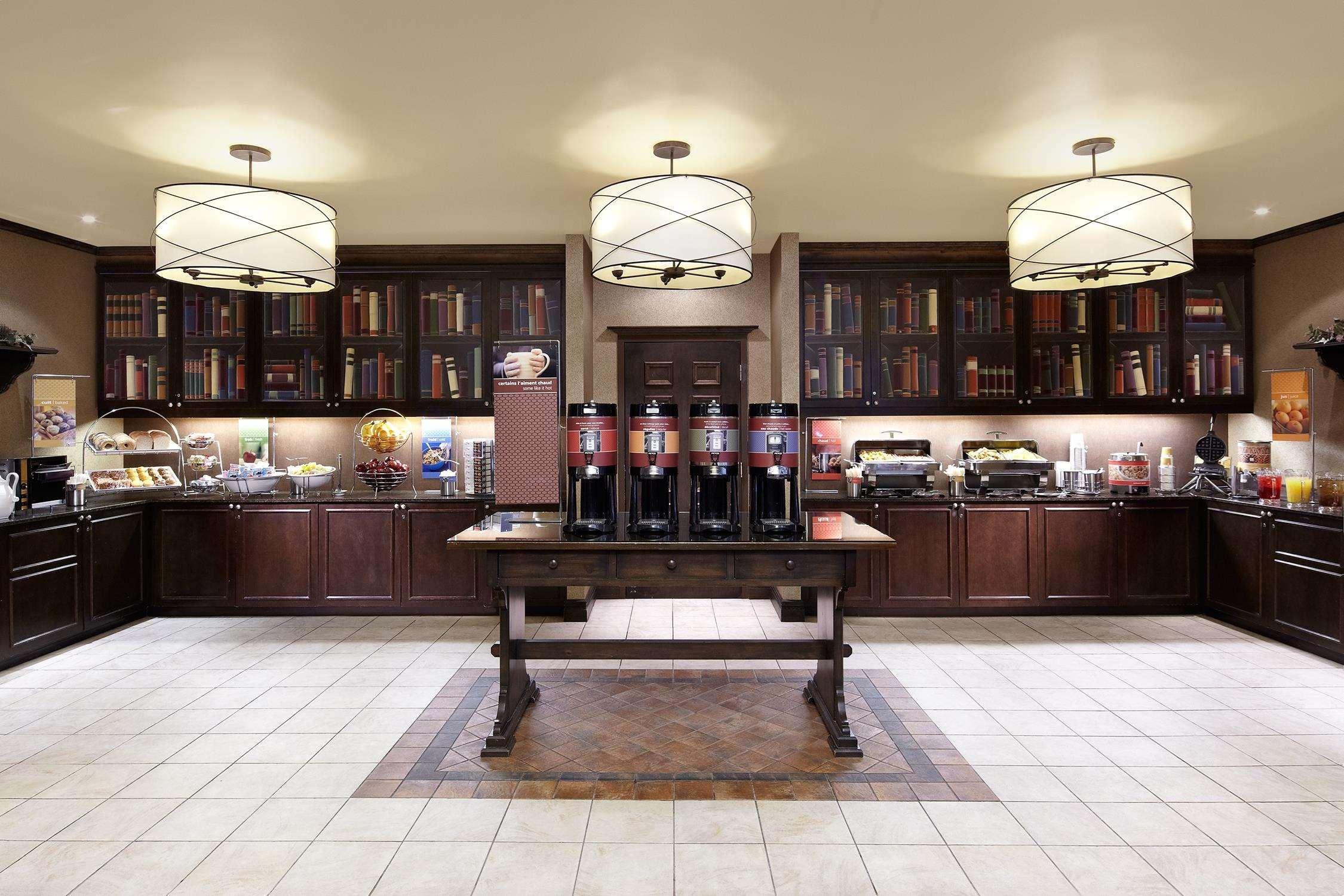 Hampton & Montreal-dorval Hotel Dorval