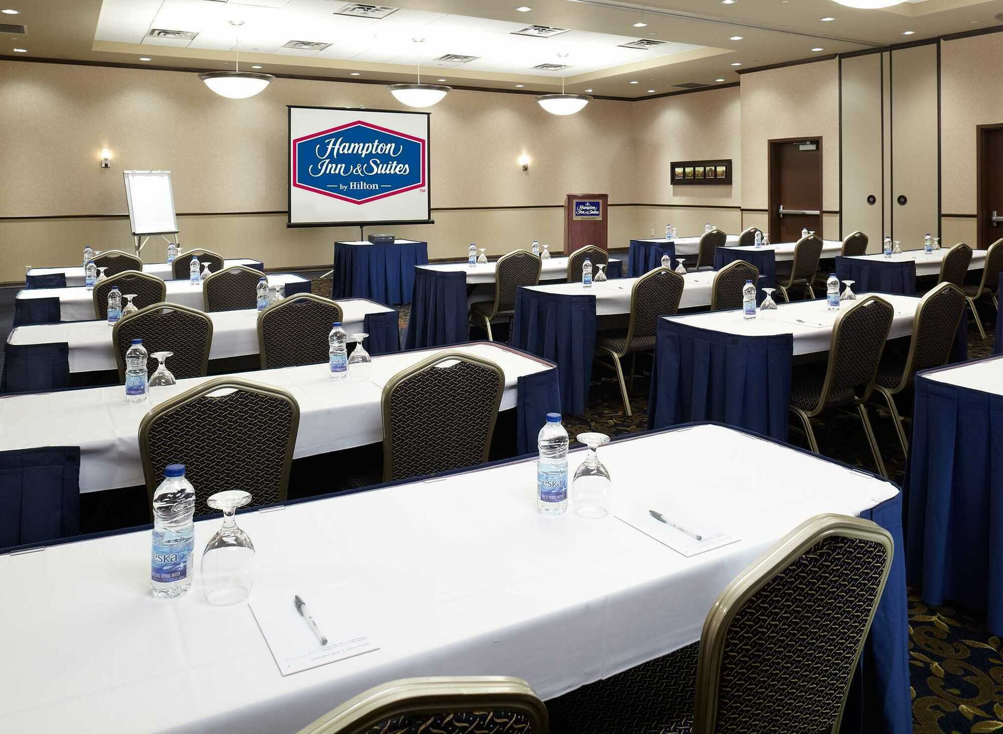 Hotel Hampton & Montreal-dorval 4*